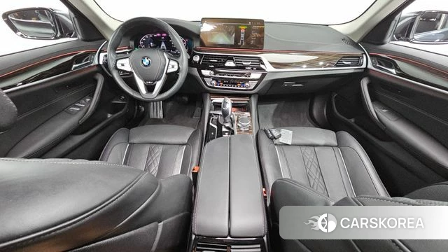 BMW 5 Series (G30) id 4670686 из Кореи 17