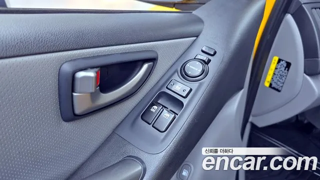 Hyundai The New Grand Starex id 2764109 из Кореи 17