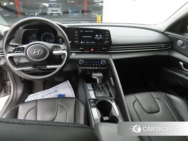 Hyundai Avante Hybrid (CN7) id 3606579 из Кореи 17