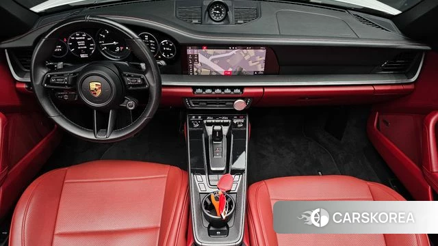 Porsche 911(992) id 4666814 из Кореи 29