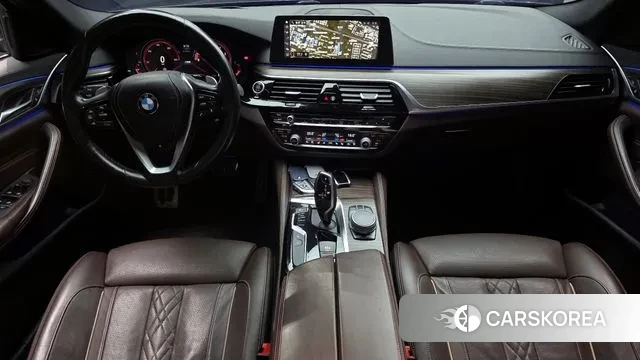 BMW 5 Series (G30) id 3330771 из Кореи 17