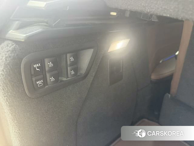 BMW X7 id 4266025 из Китая 9