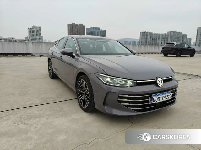 Volkswagen Passat id 4272042 из Китая 18