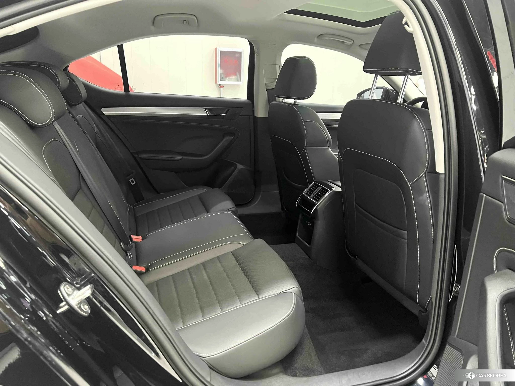 Skoda Superb id 4454334 из Китая 16
