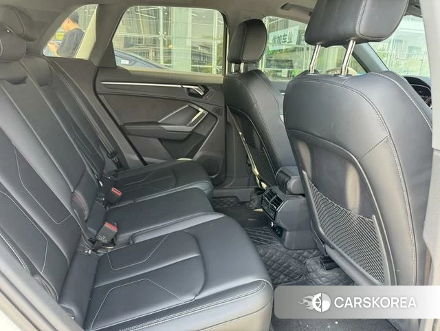 Audi Q3 id 4260605 из Китая 7