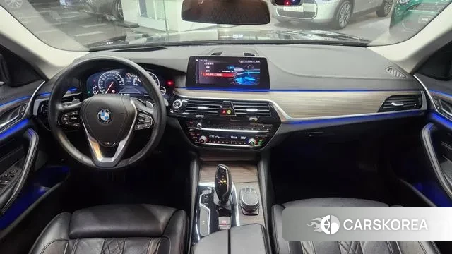 BMW 5 Series (G30) id 3464475 из Кореи 17