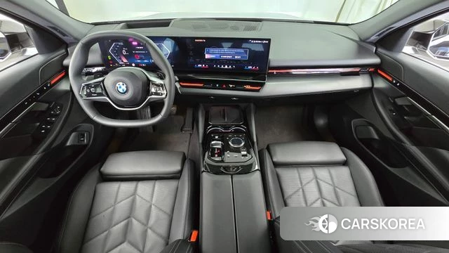 BMW 5 Series (G60) id 4687069 из Кореи 29