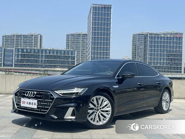 Audi A7L id 4206989 из Китая 13