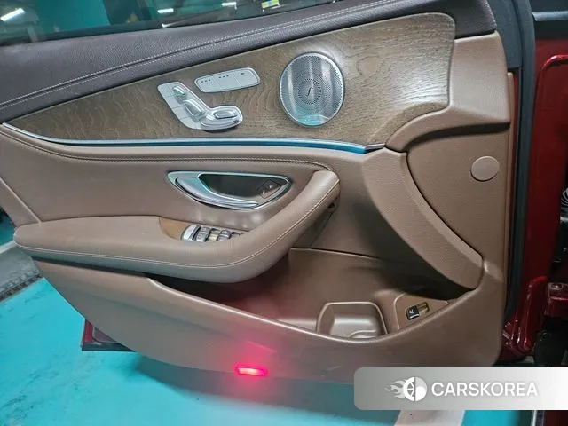 Mercedes-Benz E-Class W213 id 3292057 из Кореи 14