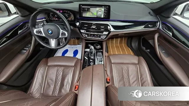 BMW 5 Series (G30) id 3561963 из Кореи 17