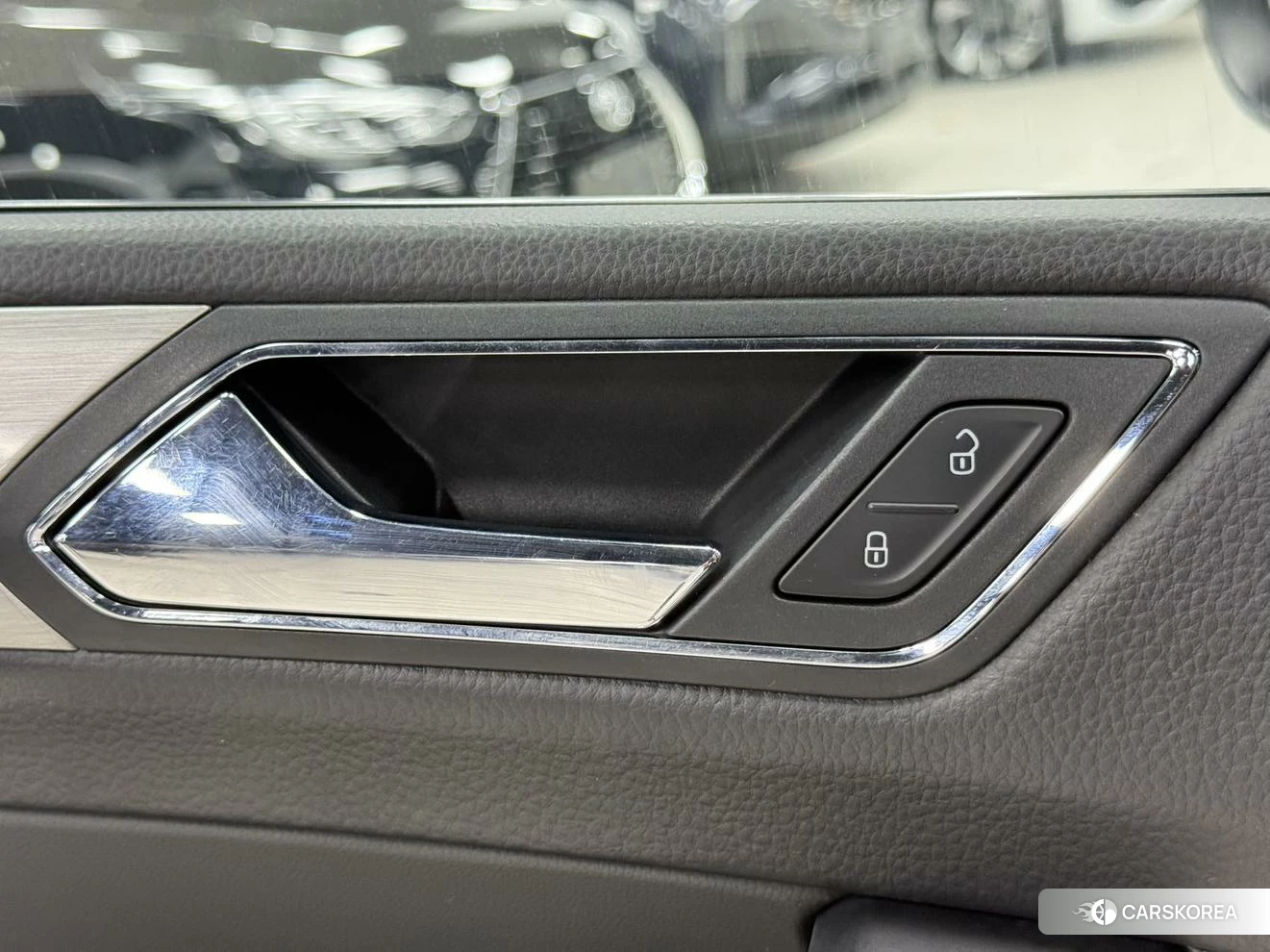Volkswagen Touran L id 4420988 из Китая 19