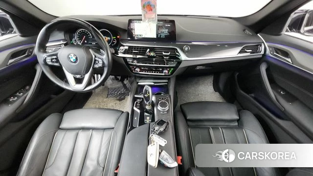 BMW 5 Series (G30) id 4305213 из Кореи 17