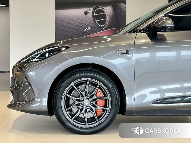 Zhiji Automobile Zhiji LS6 id 4211929 из Китая 13