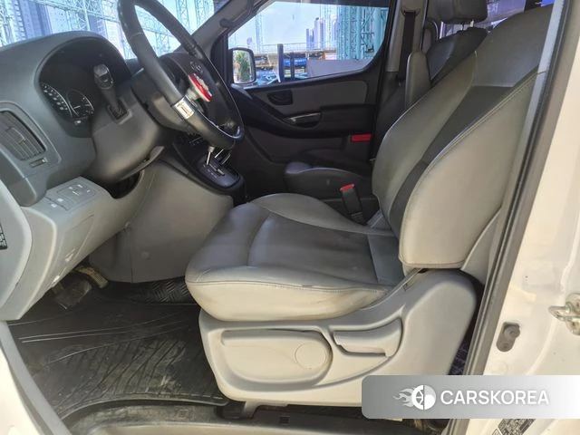 Hyundai The New Grand Starex id 4331689 из Кореи 17