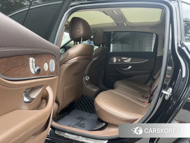 Mercedes-Benz E-class id 4272018 из Китая 7