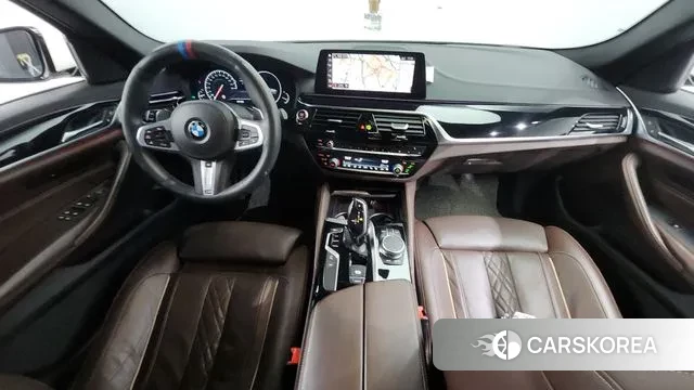 BMW 5 Series (G30) id 3259252 из Кореи 17