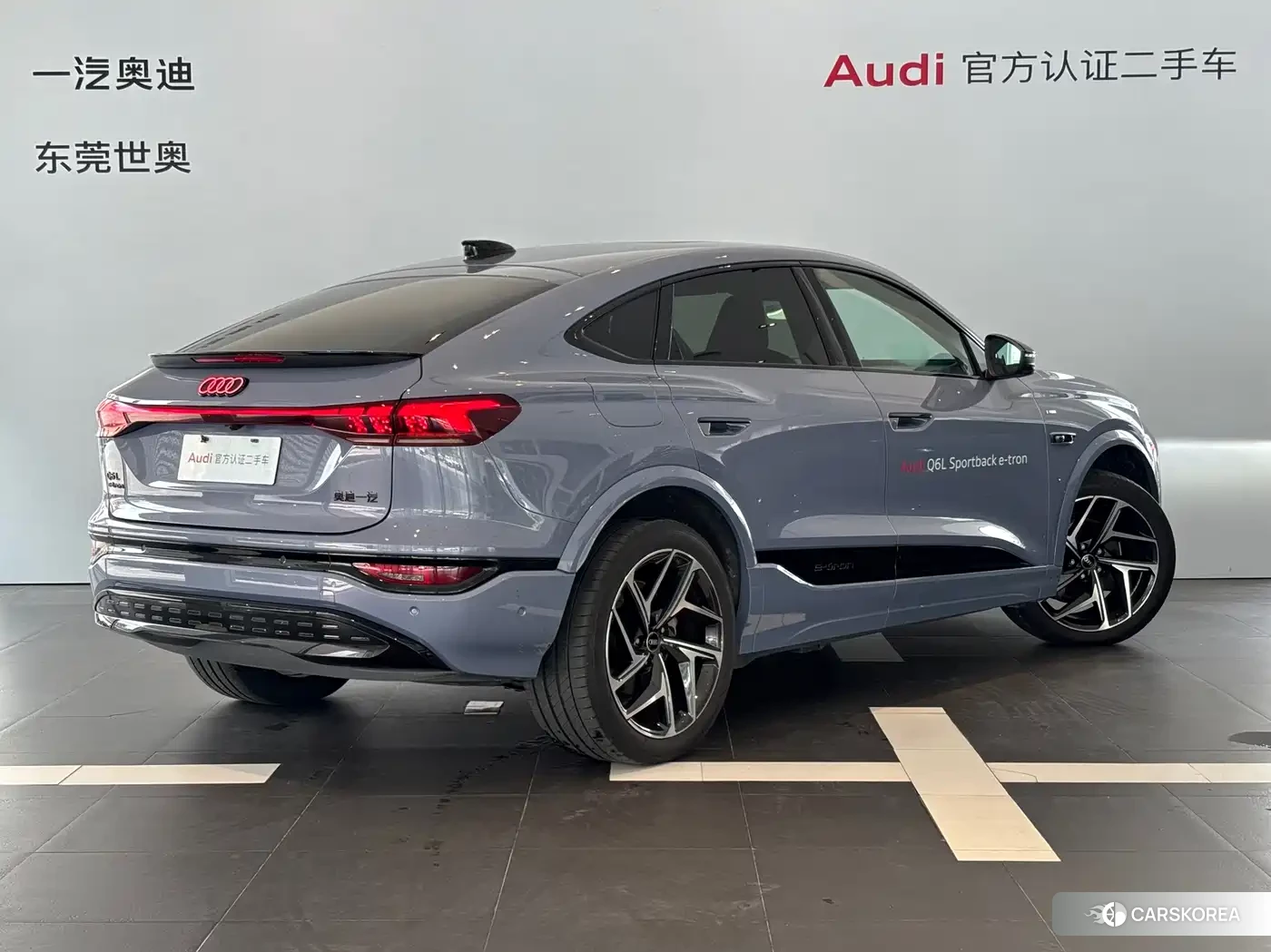 Audi Q6L Sportback e-tron id 4546111 из Китая 10