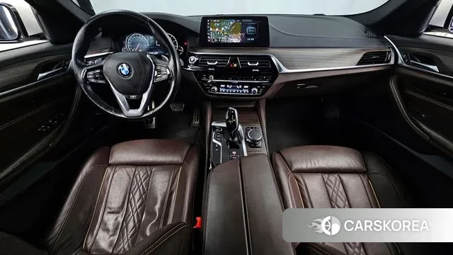 BMW 5 Series (G30) id 3789836 из Кореи 17