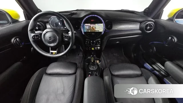 Mini Cooper Electric id 2915123 из Кореи 17