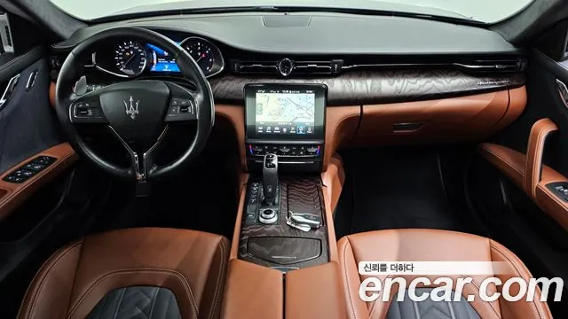 Maserati Quattroporte id 2604696 из Кореи 17