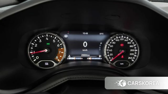 Jeep Renegade id 4381730 из Кореи 29