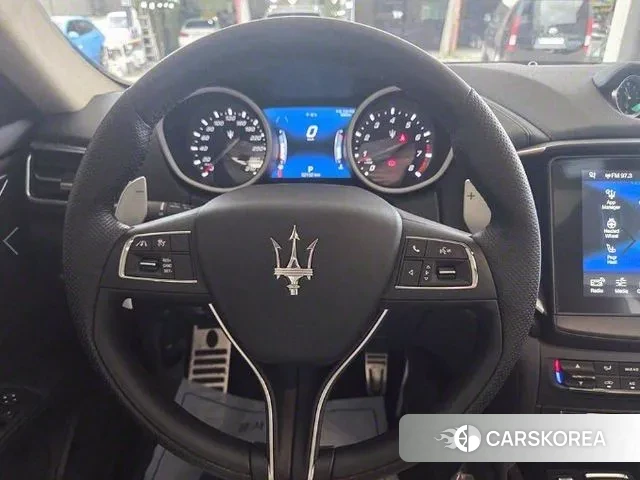 Maserati Ghibli id 3060803 из Кореи 17