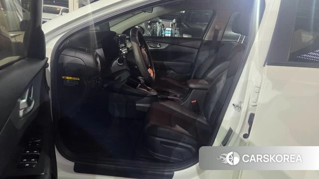 Kia Come New K3 id 3893143 из Кореи 8