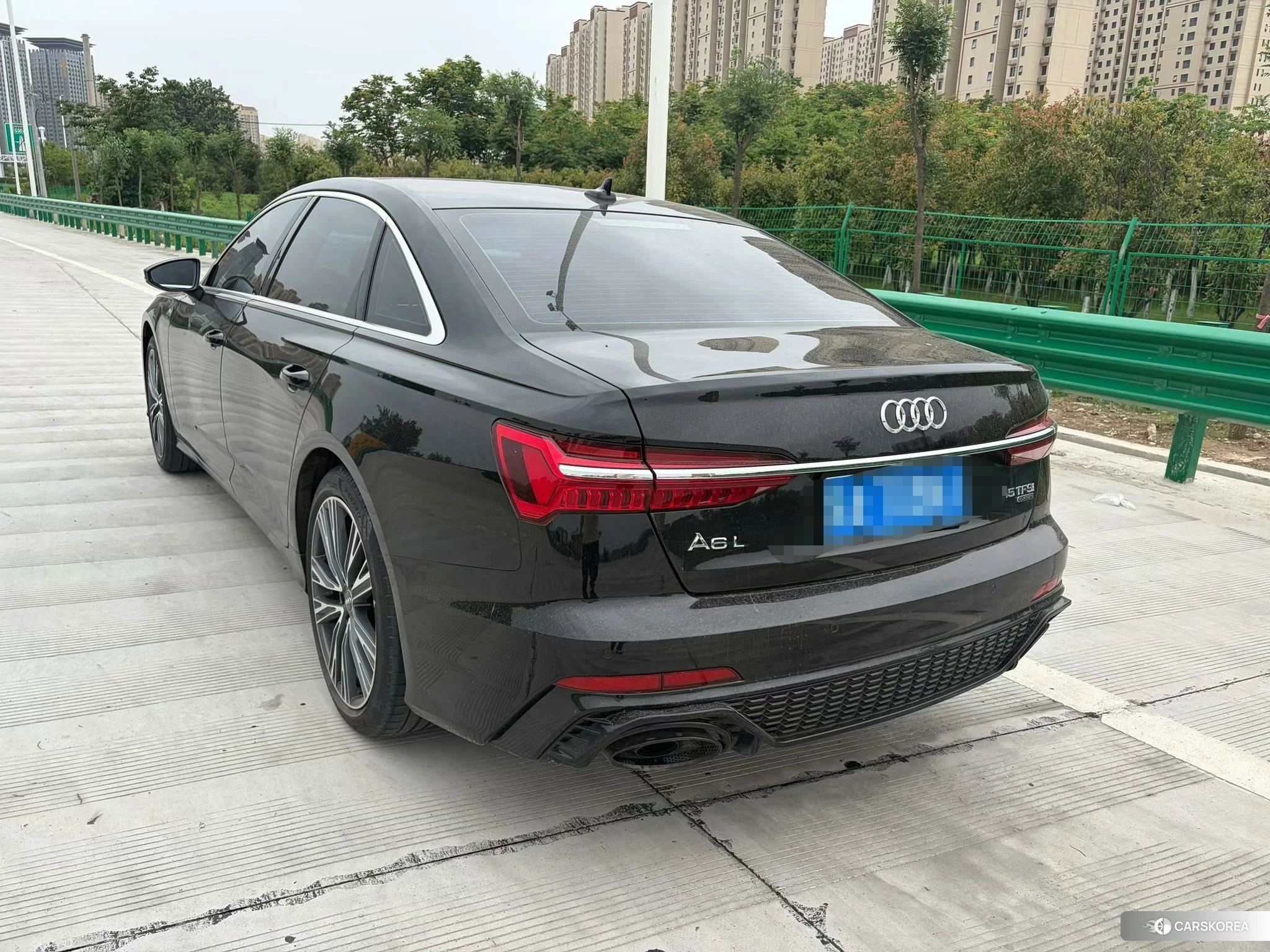 Audi A6L id 4461800 из Китая 7