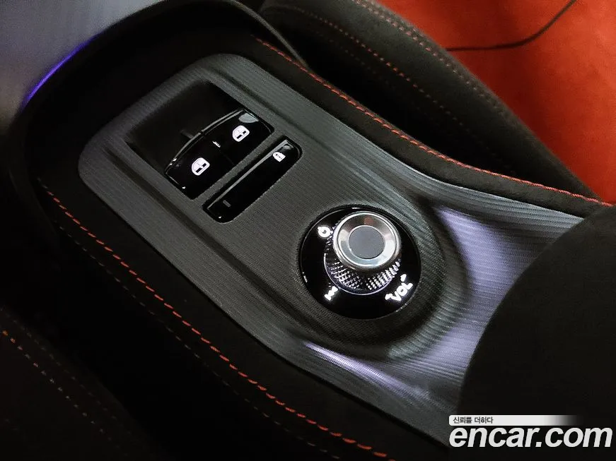 Maserati MC20 id 1011441 из Кореи 17