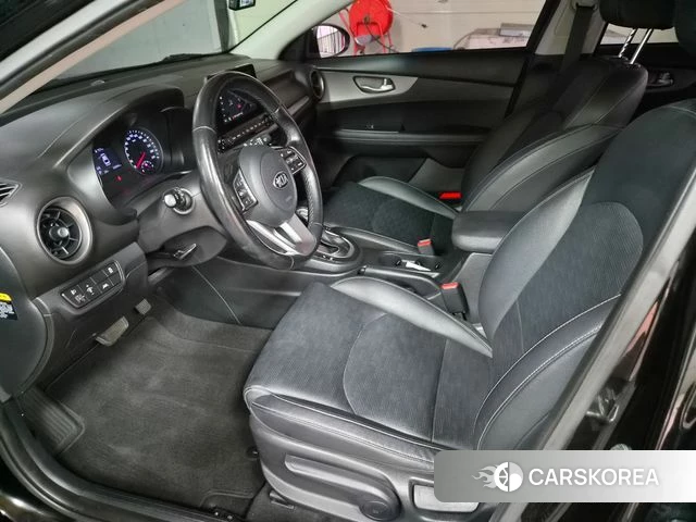 Kia Come New K3 id 4581797 из Кореи 17