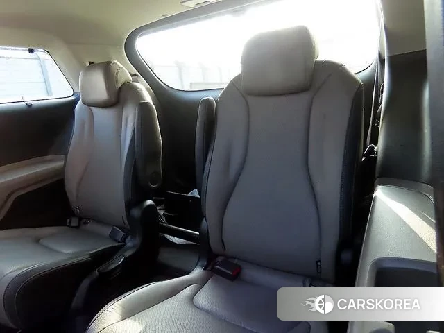 Kia The New Carnival 4th Generation id 3543993 из Кореи 17