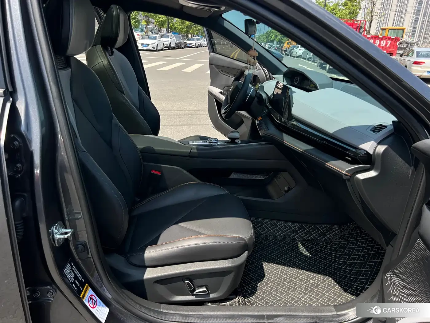 Chang'an Changan UNI-V id 4546094 из Китая 28