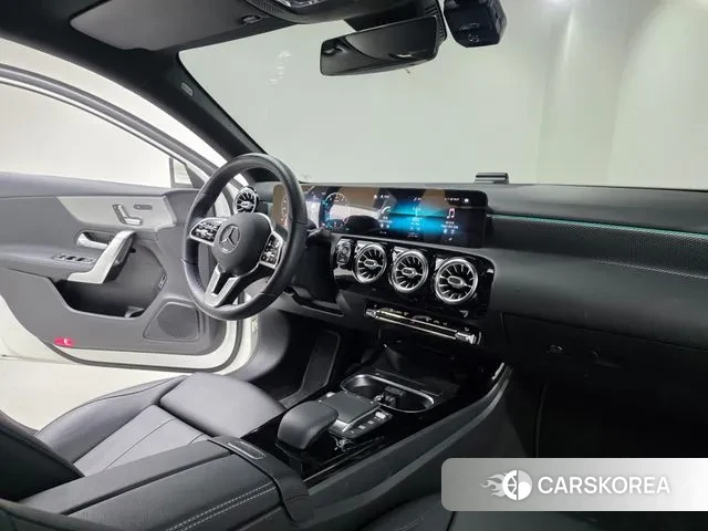 Mercedes-Benz A-Class W177 id 3269182 из Кореи 17