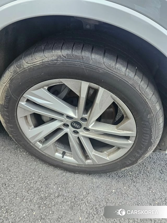 Audi Q7 (4M) id 3923383 из Кореи 11