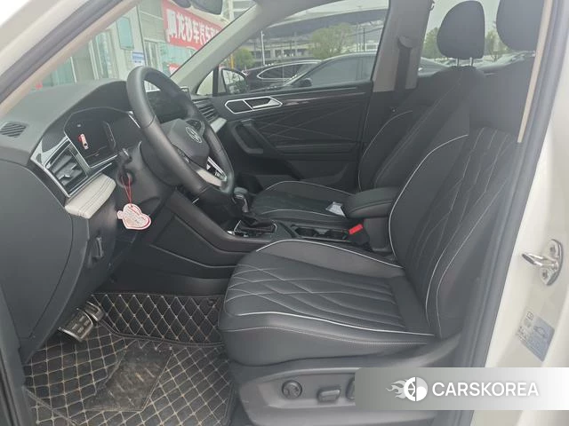 Volkswagen Tiguan L id 4279313 из Китая 7