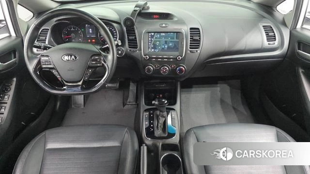 Kia The New K3 id 4856536 из Кореи 17