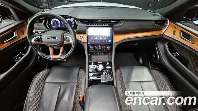 Jeep Grand Cherokee (WL) id 2874769 из Кореи 17