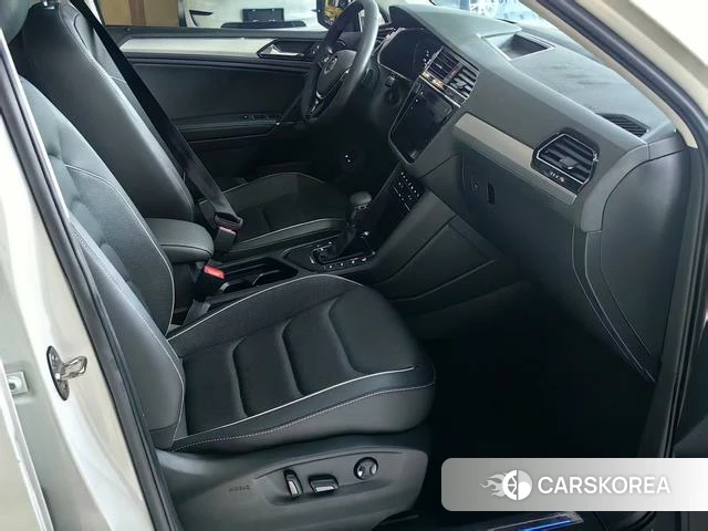 Volkswagen Tiguan L PHEV id 4321162 из Китая 10