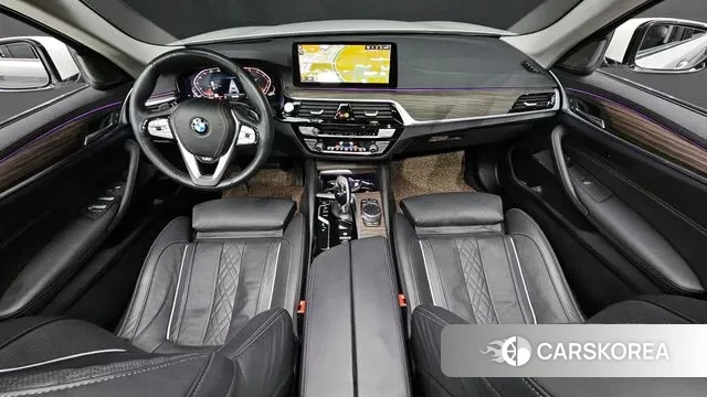 BMW 5 Series (G30) id 3770398 из Кореи 17