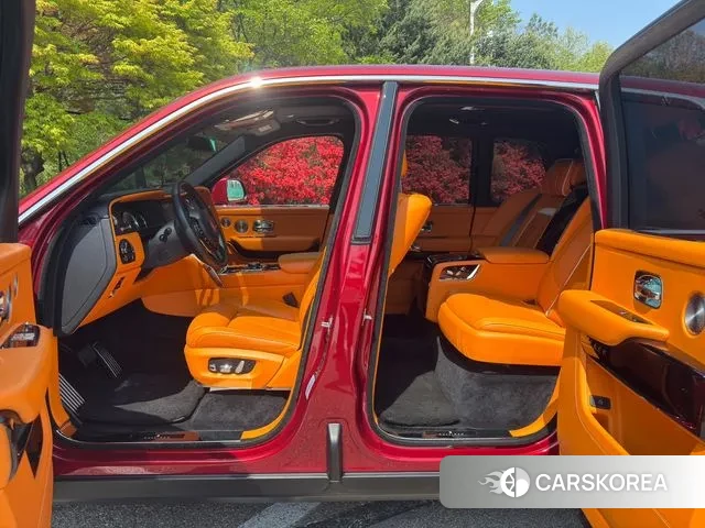 Rolls-Royce Cullinan id 3444593 из Кореи 17