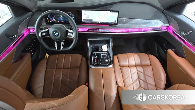 BMW 7 Series (G70) id 4505545 из Кореи 31