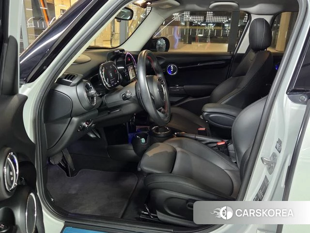 Mini Cooper S id 4717091 из Кореи 17