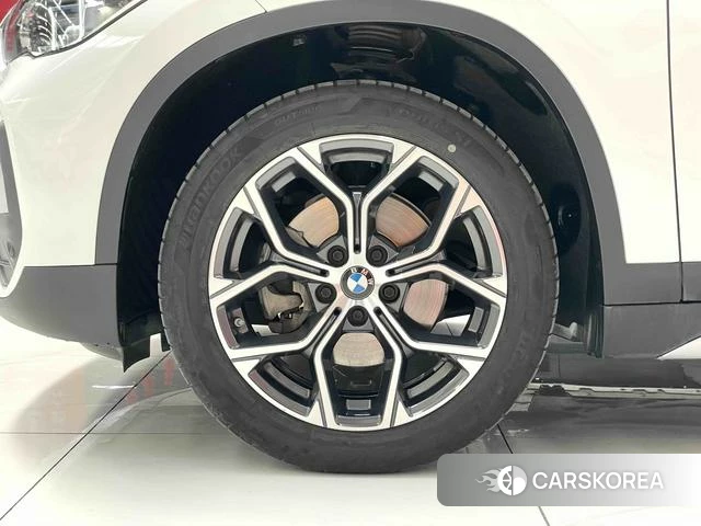 BMW X1 id 4263260 из Китая 16