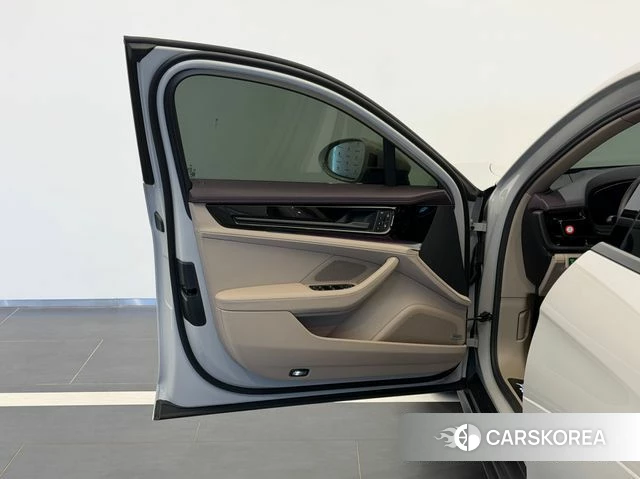 Porsche Panamera (976) id 4706181 из Кореи 17
