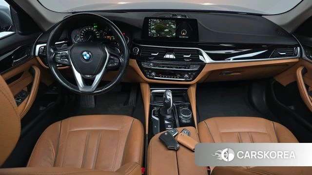 BMW 5 Series (G30) id 4615472 из Кореи 30
