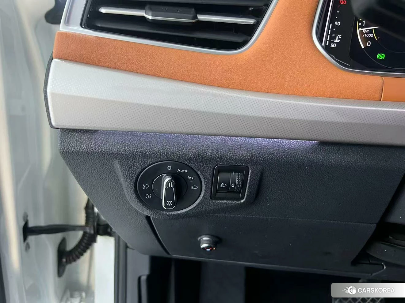 Volkswagen Bora id 4455633 из Китая 20