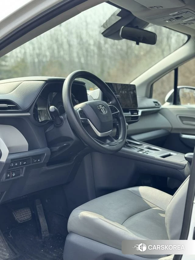 Toyota Grevia id 4275772 из Китая 8