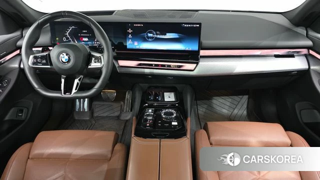 BMW 5 Series (G60) id 3786396 из Кореи 17