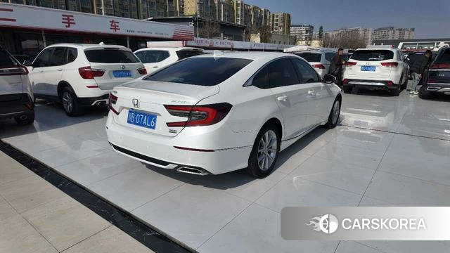 Honda Accord id 4278918 из Китая 12