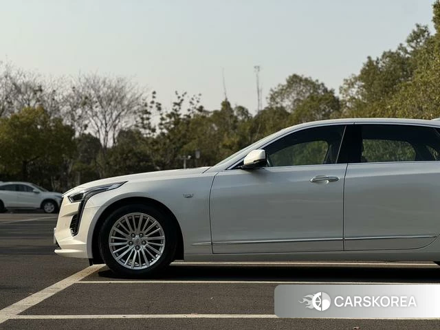 Cadillac CT6 id 4209620 из Китая 14